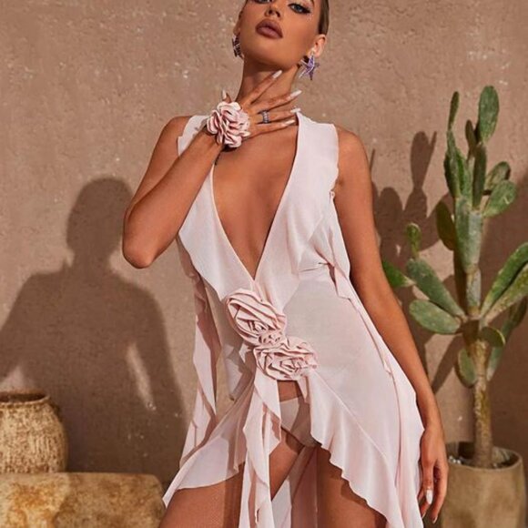 Delilah Plunge Mesh Top In Pink - Picture 2 of 3